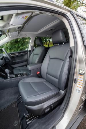 Subaru Outback 2018 года  (UK)